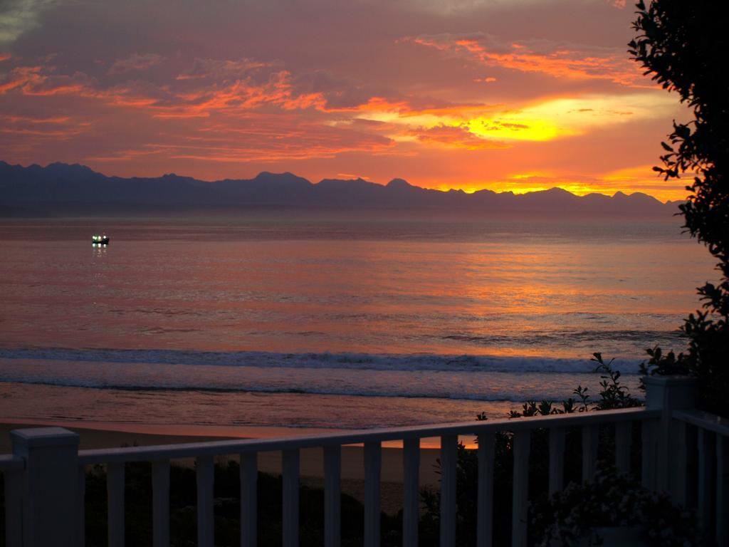 Southern Cross Beach House Plettenberg Bay Extérieur photo